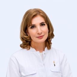 Портретный снимок врача, приём в городе Алматы