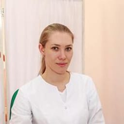 Портретный снимок врача, приём в городе Алматы