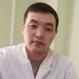 Портретный снимок врача, приём в городе Астана
