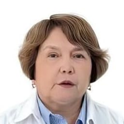 Портретный снимок врача, приём в городе Астана
