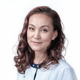Портретный снимок врача, приём в городе Алматы