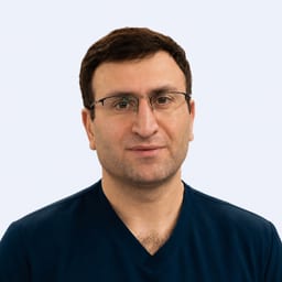 Портретный снимок врача, приём в городе Алматы Портретный снимок врача, приём в городе Алматы
