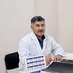 Портретный снимок врача, приём в городе Астана Портретный снимок врача, приём в городе Астана