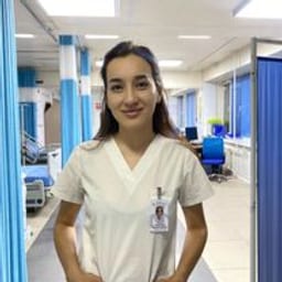 Дәрігердің портреттік суреті, Алматы қаласында қабылдау